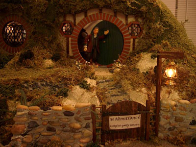 Fandomestic Bag End Scale Model Fandomania