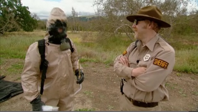 Jamie wears the Super No-Scent Suit to try to elude Sheriff Adam