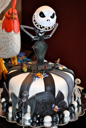 top-10-nightmare-before-christmas-cakes-3