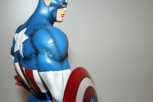 Bowen Designs Captain America Classic Statue 013