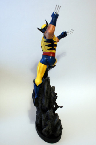 Bowen Wolverine Classic Action Statue 005