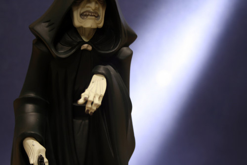 Emperor Palpatine Animated Maquette 006