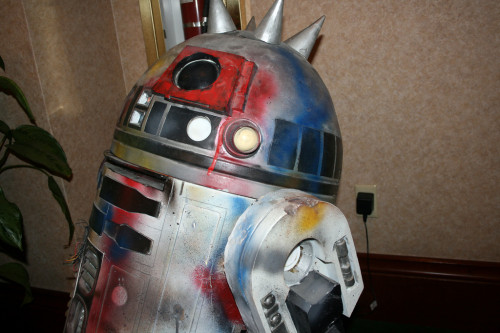 Punk R2-D2 003