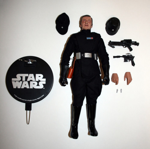 Star Wars 12 Inch Commander Praji - What Comes In The Box