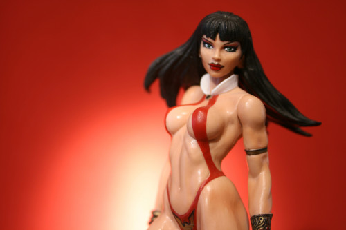 Vampirella Action Figure 006