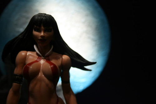 Vampirella Action Figure 009