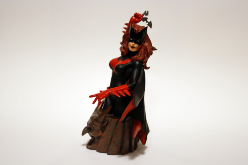 Women of DC Batwoman Bust 003