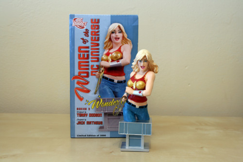Women of DC Wonder Girl Bust 001