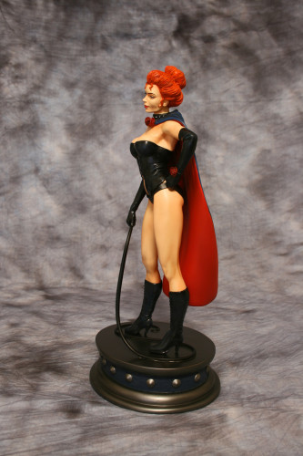 Bowen Designs Jean Grey as Black Queen Statue 002