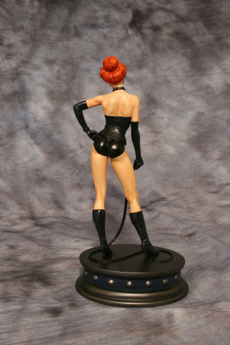 Bowen Designs Jean Grey as Black Queen Statue 010