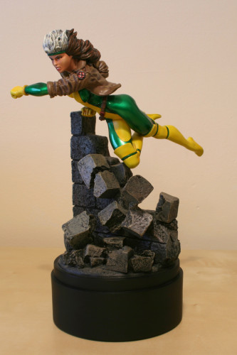 Bowen Designs Rogue Statue 003