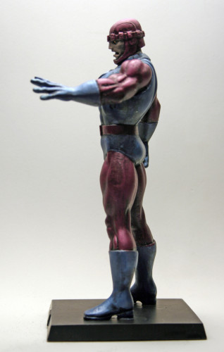 Classic Marvel Figurines Sentinel 002