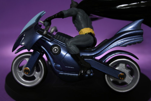 DC Superhero Figurines Batcycle 007