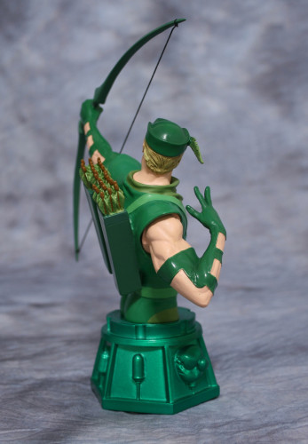 Heroes of DC Green Arrow Bust 004