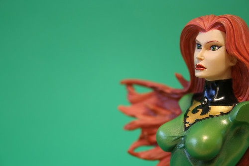 Marvel Icons Jean Grey Bust - Green Background 002