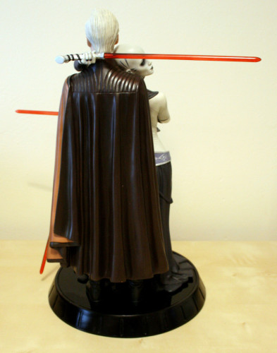 Star Wars Asajj Ventress and Count Dooku Statue 003