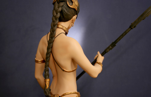 Star Wars Slave Leia Premium Format Figure 015