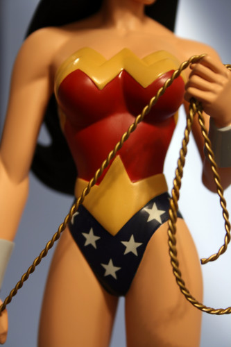 Wonder Woman Animated Movie Statue 006